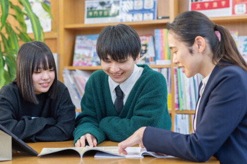 学校法人緑丘学園EIKOデジタル・クリエイティブ高等学校